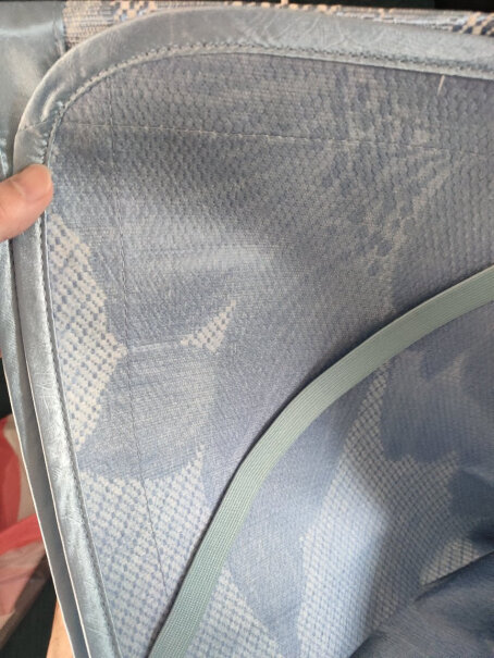 软席幽梦LOVO罗莱蜗家纺冰丝席一蓝1.8m要注意哪些质量细节？看完这篇评测就行了！