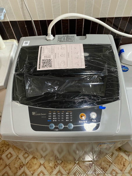 小天鹅5.5公斤波轮洗衣机全自动大家的在洗衣中是否有15秒左右的洗衣过程是咔咔声？
