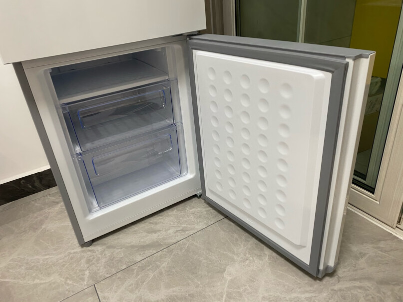 TCL201升这个冰箱外形尺寸是多少？