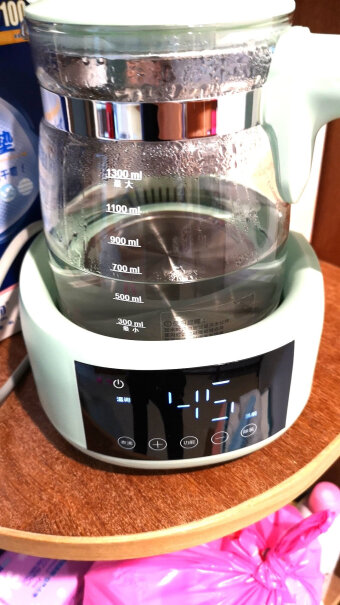 美的布谷恒温水壶婴儿调奶器温奶器煮沸后可以自动调节保温嘛？