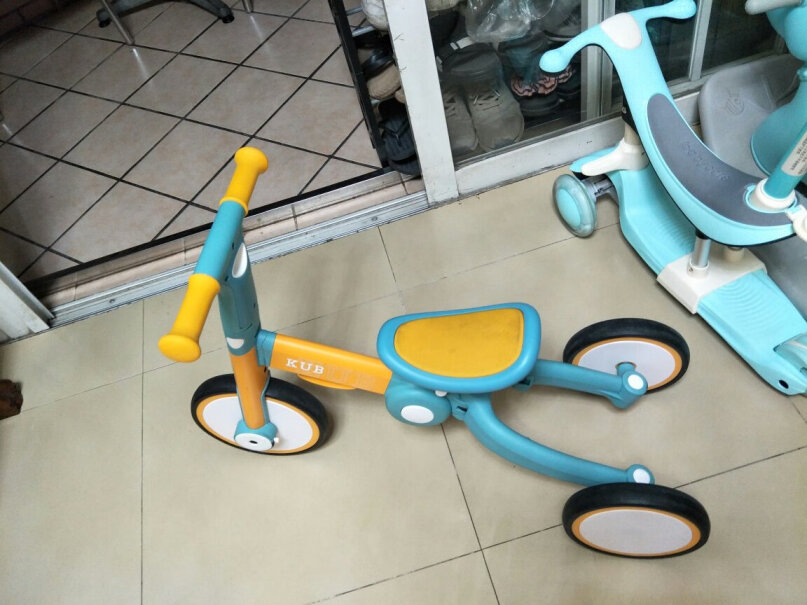 三轮车可优比儿童三轮车脚踏车宝宝童车1-6岁多功能便携多用车动感蓝到底要怎么选择,良心点评配置区别？