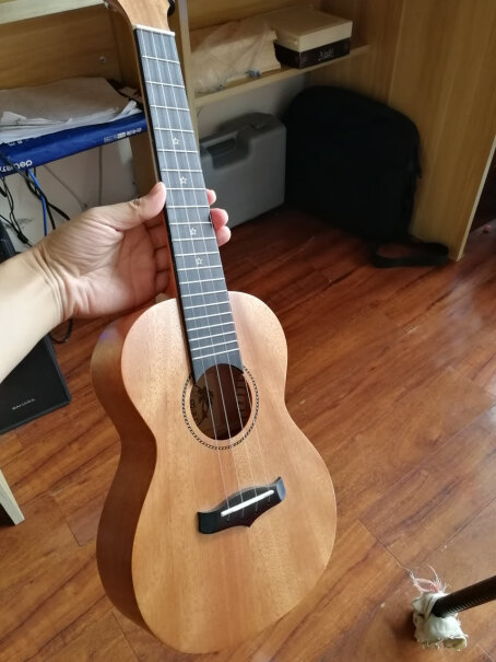 KAKA卡卡KUT-25D我会弹吉他，尤克里里靠自学能成才吗？