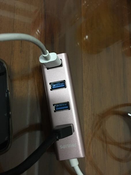 飞利浦USB3.0移动硬盘数据线 SWR3101能接手机上用吗？