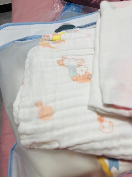婧麒纯棉婴儿浴巾 月亮马-六层纱布 100*110CM是大品牌吗？看质量评测怎么样！