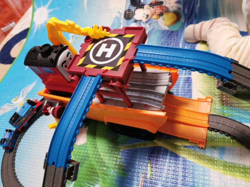 轨道-助力托马斯轨道男孩玩具礼物大师系列之美好时刻电动火车BMK93功能介绍,为什么买家这样评价！