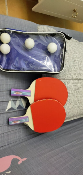 红双喜乒乓球拍一副2只装带拍套和乒乓球业余入门训练球拍弹性好不好？