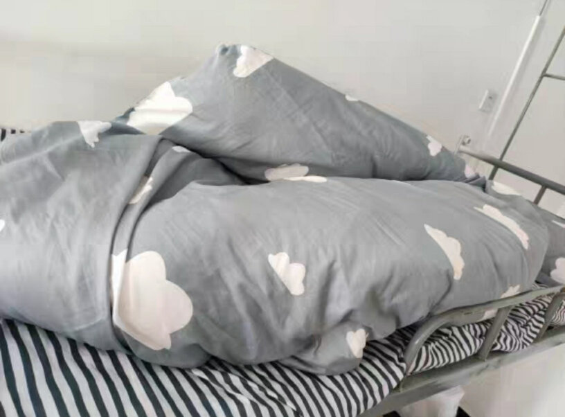 南极人NanJiren0.9米床单人床垫床褥买回来不用洗直接用吗？