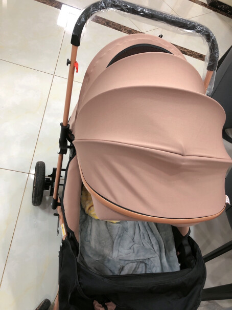 懒人日记婴儿推车能坐到多大？
