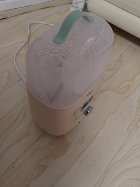 小熊恒温调奶器0.8L温奶器消毒有烘干吗？