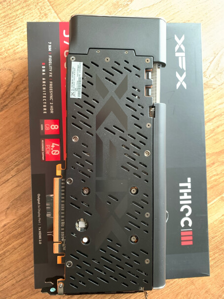 讯景（XFX）RX 6700 XT 海外版OC显存占用超过8GB后会不会掉帧严重，在纠结这个和Radeon Ⅶ