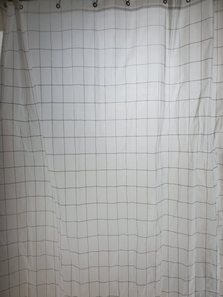 布拉塔浴帘有87厘米宽的吗？