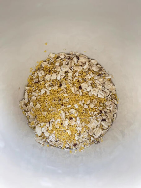 窝小芽小芽麦米350g享辅食食谱小米杂粮谷物有没有漏气的情况？正常的吗？