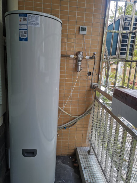 海尔（Haier）空气能热水器海尔空气能热水器家用300升一级能效节能大家真实看法解读,性能评测？