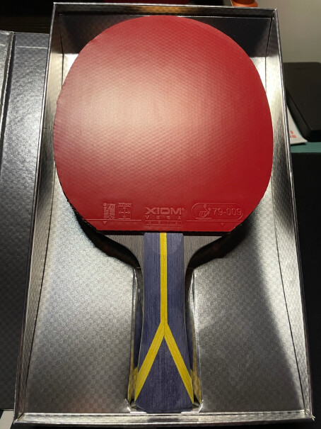 XIOM骄猛红V乒乓球胶皮反胶红v适合打正手还是反手？