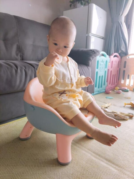 奔麦宝宝餐椅儿童餐桌婴幼儿坐椅子吃饭便携多功能叫叫椅座椅凳宝宝椅好用吗？是不是很方便？