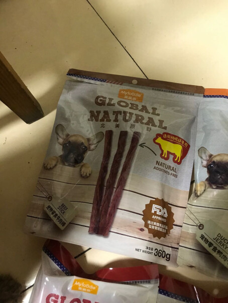麦富迪狗零食北美原野宠物鸡肉干鸭肉干二个多月的幼犬能吃吗？