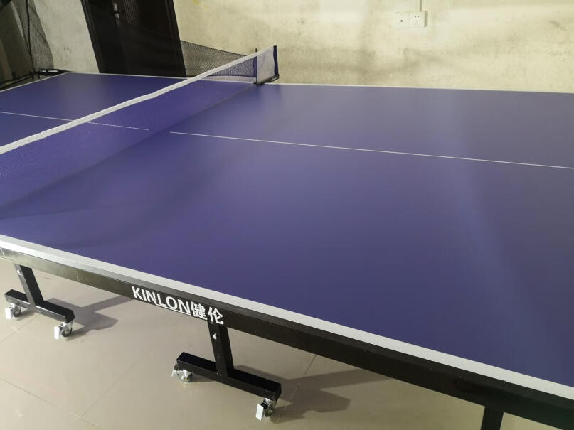 健伦乒乓球桌室内家用可折叠标准移动乒乓球台户外高度只有0.76m,个子高的人能用吗？