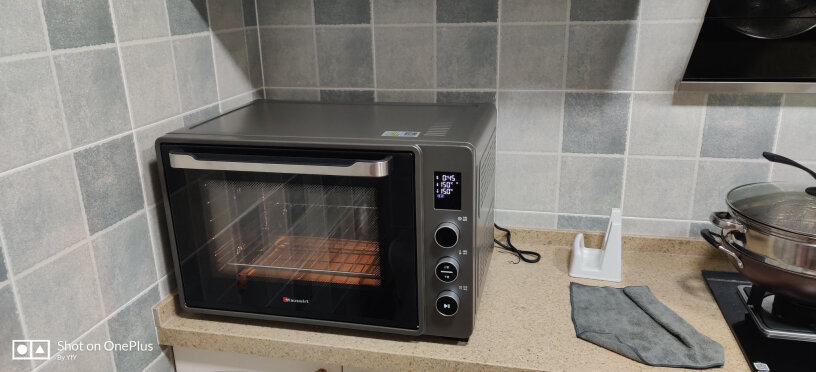 海氏电烤箱75升家用商用专业烘焙多功能大容量请问这个烤箱烤完了需要手动关机吗？