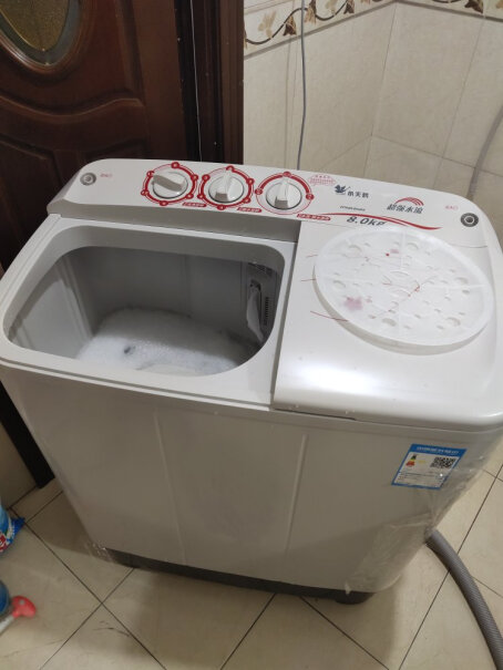 小天鹅LittleSwan双桶洗衣机半自动每次洗衣服时都要把盖子拿下来，洗完之后再放上去是这样吗？