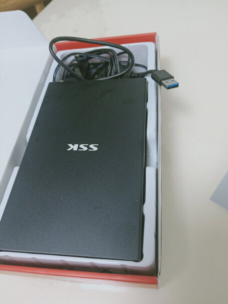飚王(SSK) 3300 移动硬盘盒大容量硬盘存取可以吗？