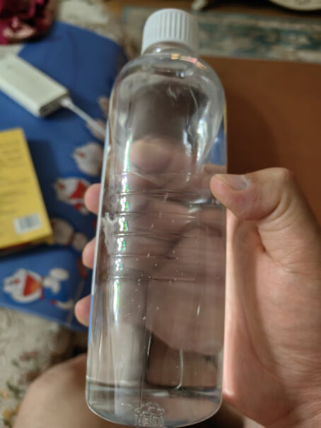 蓝洛75%酒精消毒液免洗手500ML/瓶请问大家收到的酒精有怪味吗？酸味？