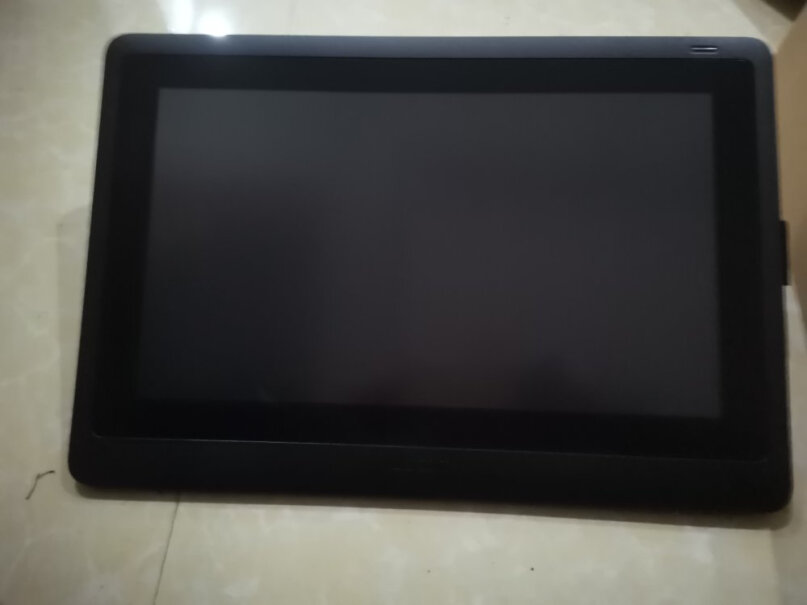 Wacom Cintiq DTK1661数位屏有双指放大吗？