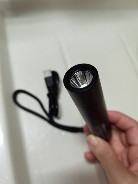 神火X20-S强光手电筒过年你们买的收到货了吗？效果怎么样，我想买一个夜班回家用？