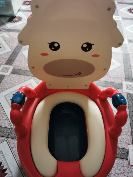 座便器青蛙嘟迪儿童坐便器1-3岁宝宝马桶应该注意哪些方面细节！深度剖析功能区别？