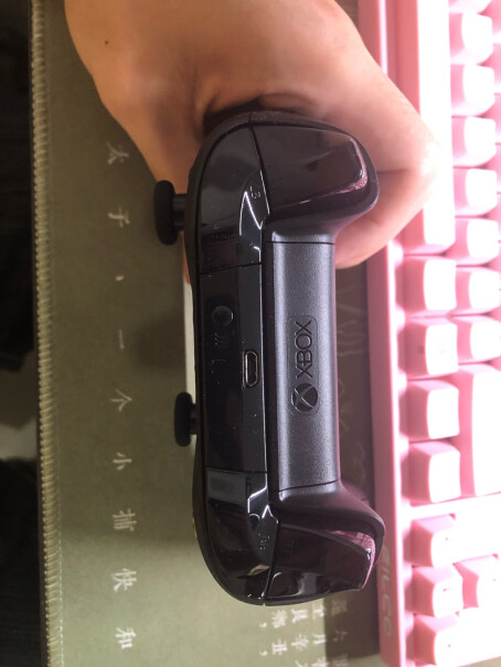 微软Xbox无线控制器磨砂黑+Win10适用的无线适配器吃鸡可以吗？