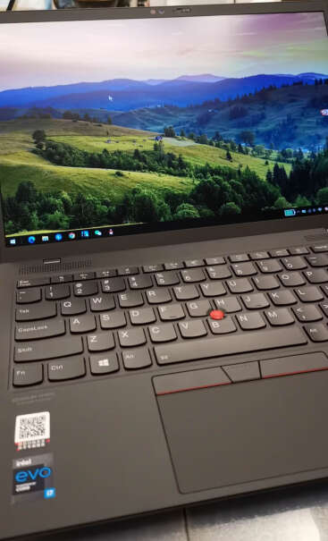 联想笔记本电脑ThinkPadX1会卡吗？英特尔这个电脑？