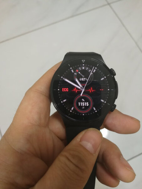 华为WATCH GT 2 Pro ECG智能手表请问小米10pro的反向充电可以充吗？