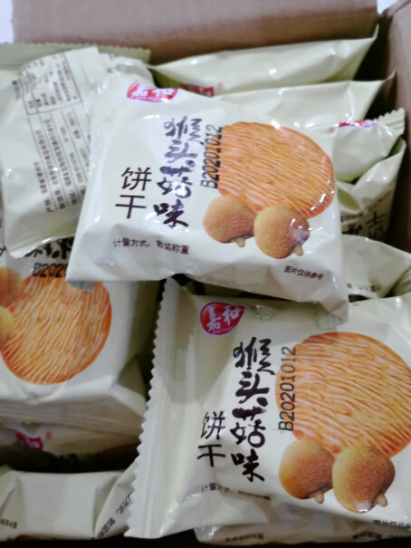 金豪佳JINHJ猴头菇饼干整箱500g*2箱早餐代餐猴头菇曲奇零食品小吃的休闲散装宿舍零食值得买吗？使用体验！