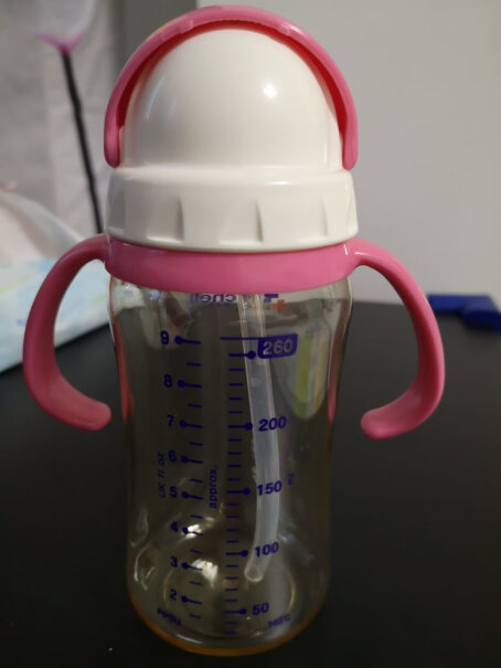 利其尔儿童吸管杯不盖杯盖倒放的话，把吸管里存的奶倒完了还会继续漏吗？