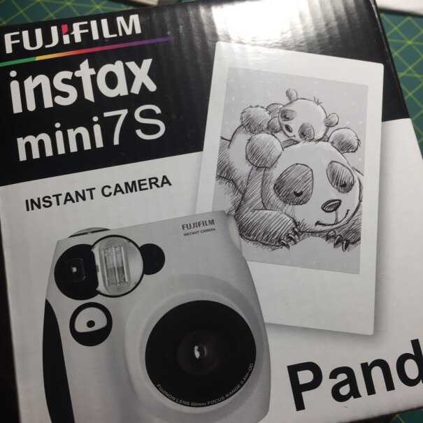 富士INSTAX MINI7s相机你们买的里面有趣奇俱乐部积分卡吗？
