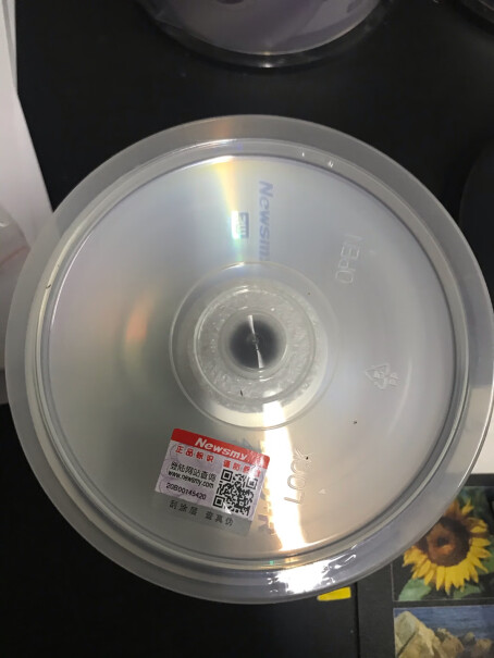 纽曼炫光系列DVD+R16速4.7G送光盘袋吗，刻完的盘怎么保存？