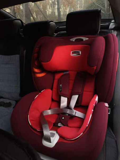 SAVILE猫头鹰宝宝汽车儿童安全座椅9个月-12岁你们买的有没有臭味？