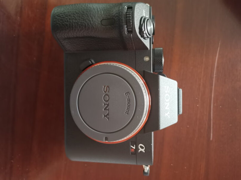 SONY A7R III套装是触摸屏吗？