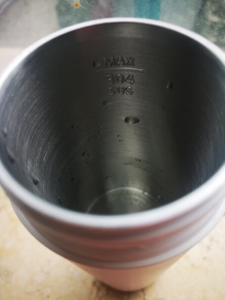云米电热水杯加热水杯容易漏水吗？烧水有没有味道？