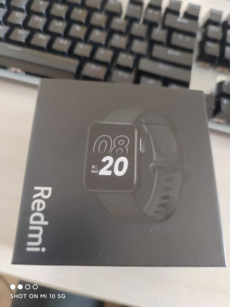 Redmi Watch 典黑智能手表屏幕是不是有点小？