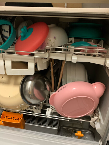albo儿童餐具婴儿注水保温碗碗翻掉的话，水会不会渗出来？