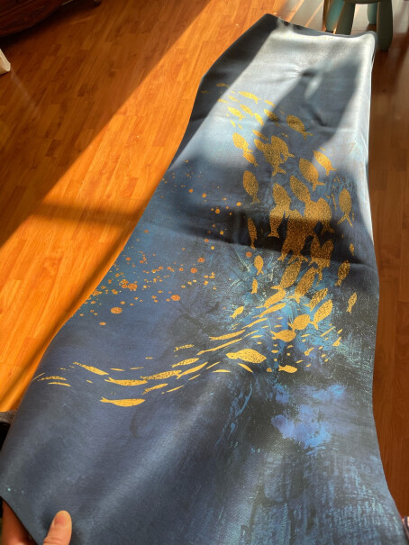 瑜伽铺巾哈他瑜伽垫1.5mm便携折叠天然橡胶专业防滑高温吸汗瑜珈毯怎么样入手更具性价比！多少钱？