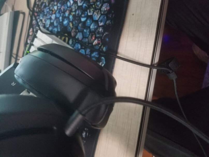 游戏耳机西伯利亚V20电脑游耳机头戴式入手使用1个月感受揭露,好用吗？