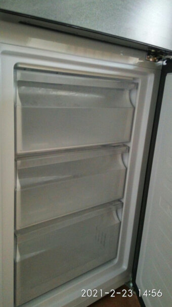 海尔冰箱三门风冷冷冻室多少／升？