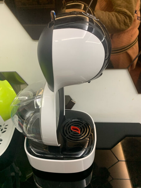 雀巢多趣酷思DolceGusto咖啡机家用全自动用咖啡豆研磨的吗？