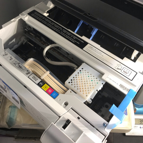 爱普生L4268墨仓式品质款彩色无线多功能一体机台式机电脑是有线连接，打印机无线连接，可以在电脑上直接打印吗？