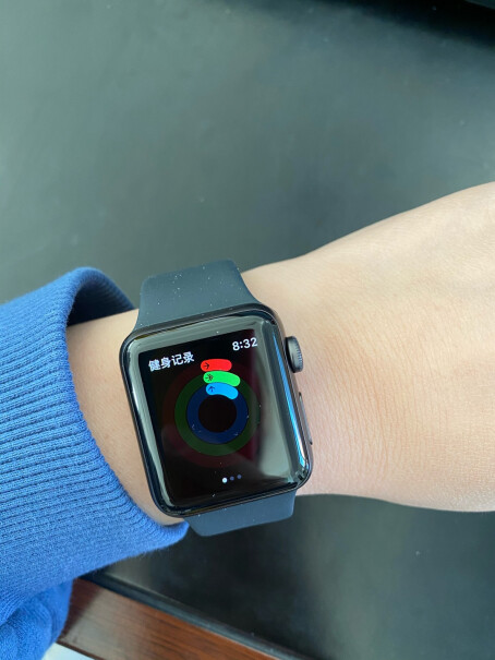苹果Watch S3 商务灰蓝牙手表不起苹果手机可以用么？