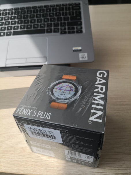户外仪表佳明户外手表Fenix5xplus评测好不好用,要注意哪些质量细节！