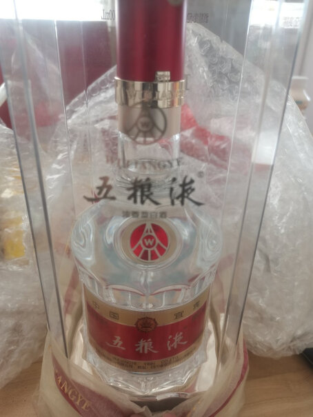 五粮液普五第八代有薄纱包吗？