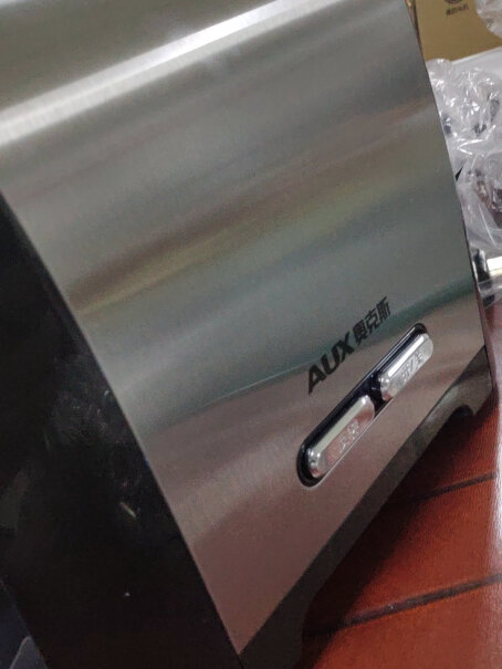 奥克斯绞肉机灌肠机主轴是什么材料的？铝的还是不锈钢的？