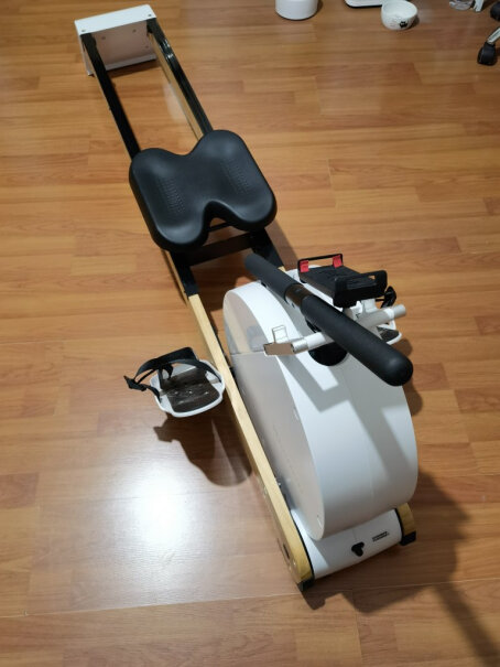 小莫智能静音磁控划船机高颜值家用健身器材实木划船器我家楼板薄，用这个会影响楼下吗？